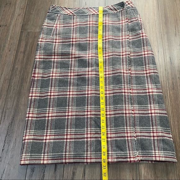 Eddie Bauer wool plaid wrap‎ skirt - Picture 10 of 10